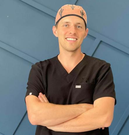 Dr. David Roe - Oral Surgeon